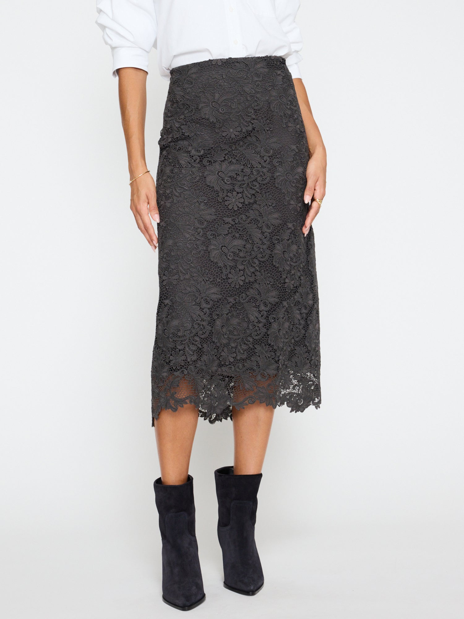 Women s Mara Lace Skirt in Hunter Brochu Walker