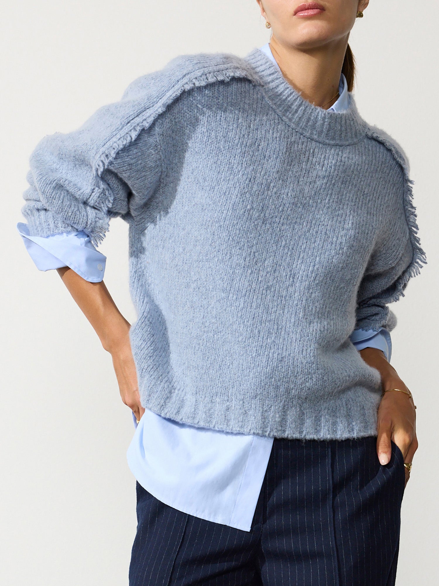 Aimee blue cashmere-wool crewneck sweater front view