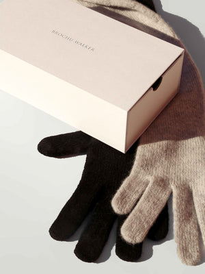 Cashmere black gloves