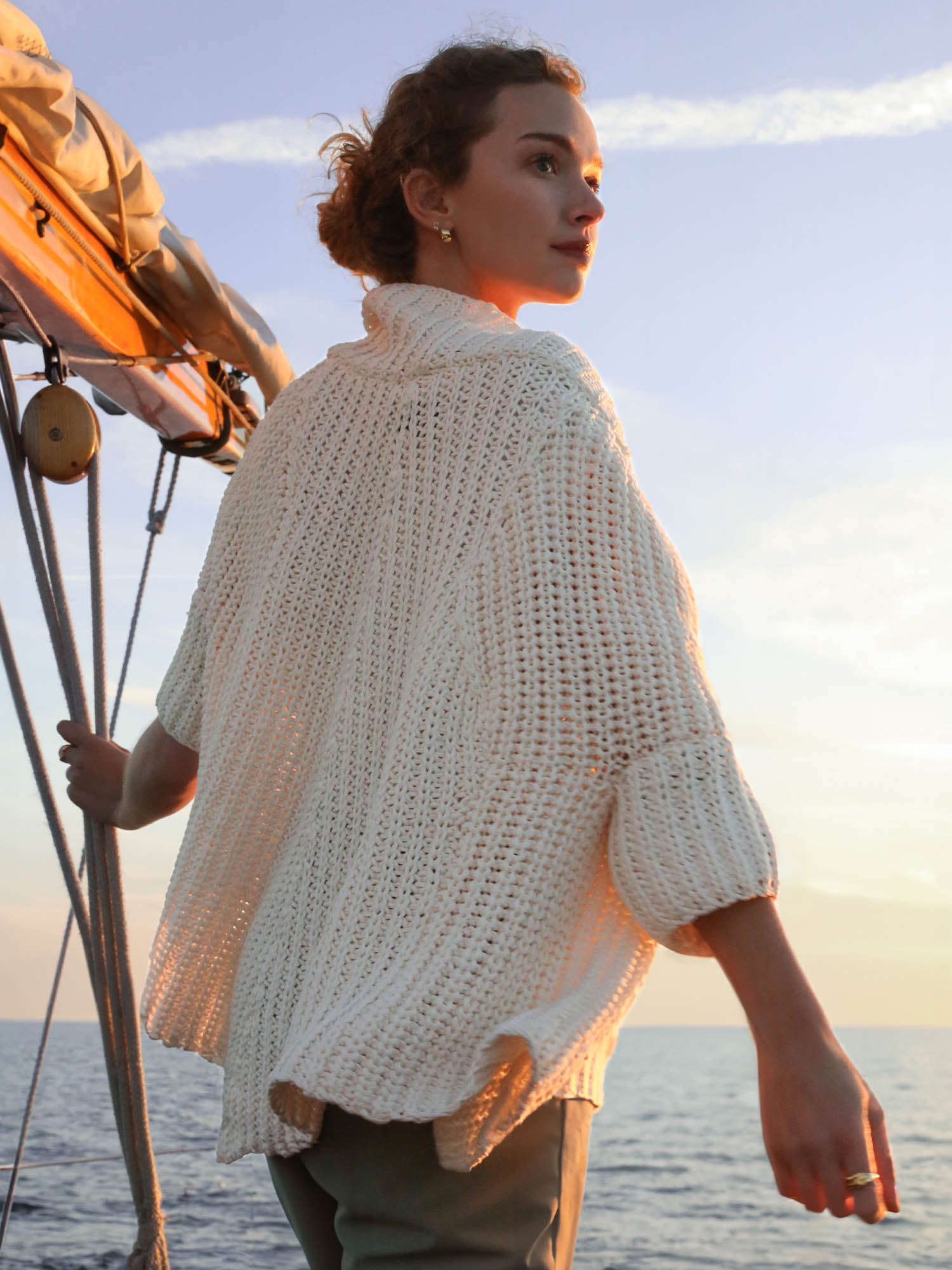 Women's Fida Shrug in Salt White