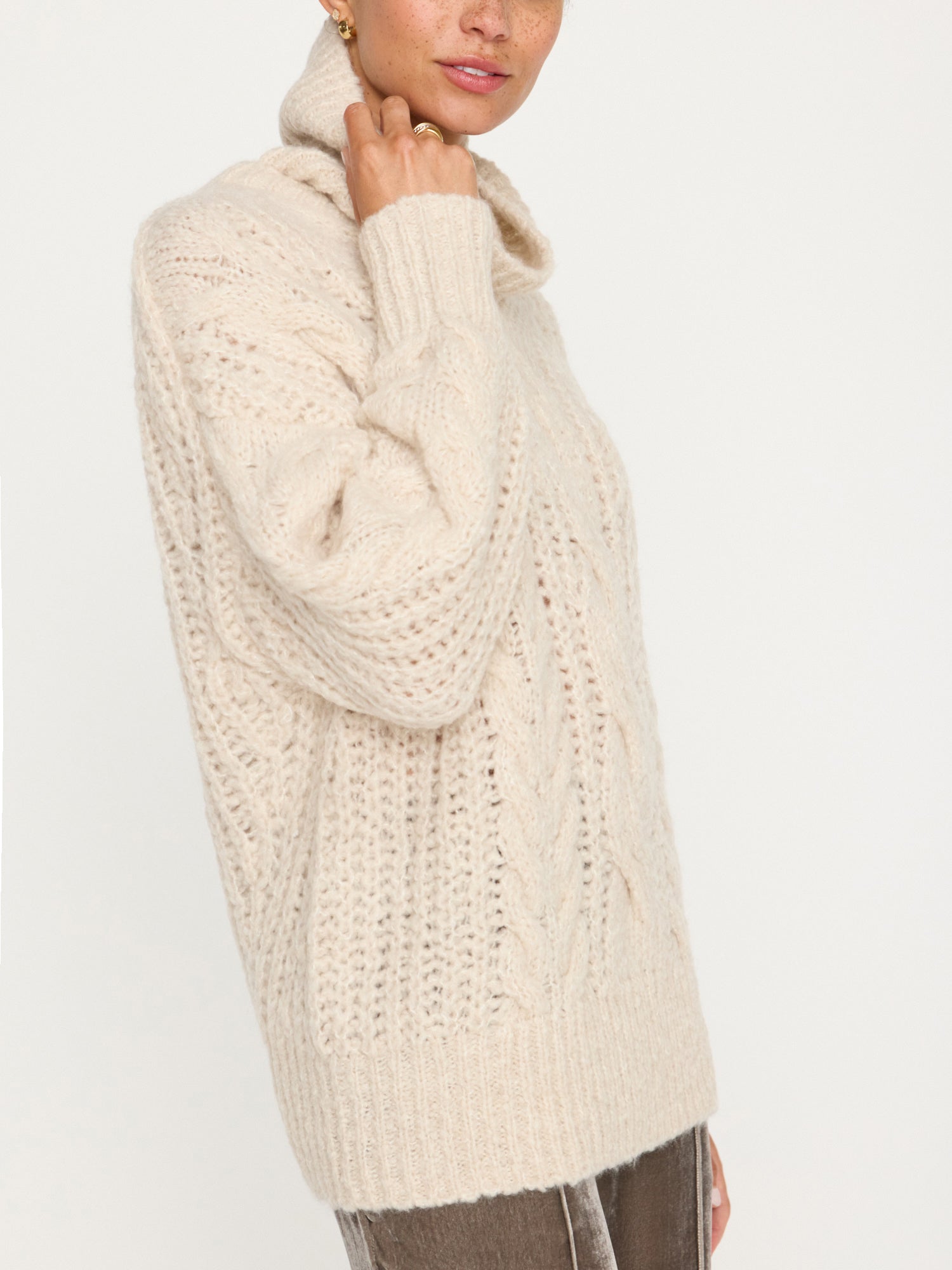 Brochu Walker | Women's Elden Cable Knit Sweater in Oyster Blush Mélange
