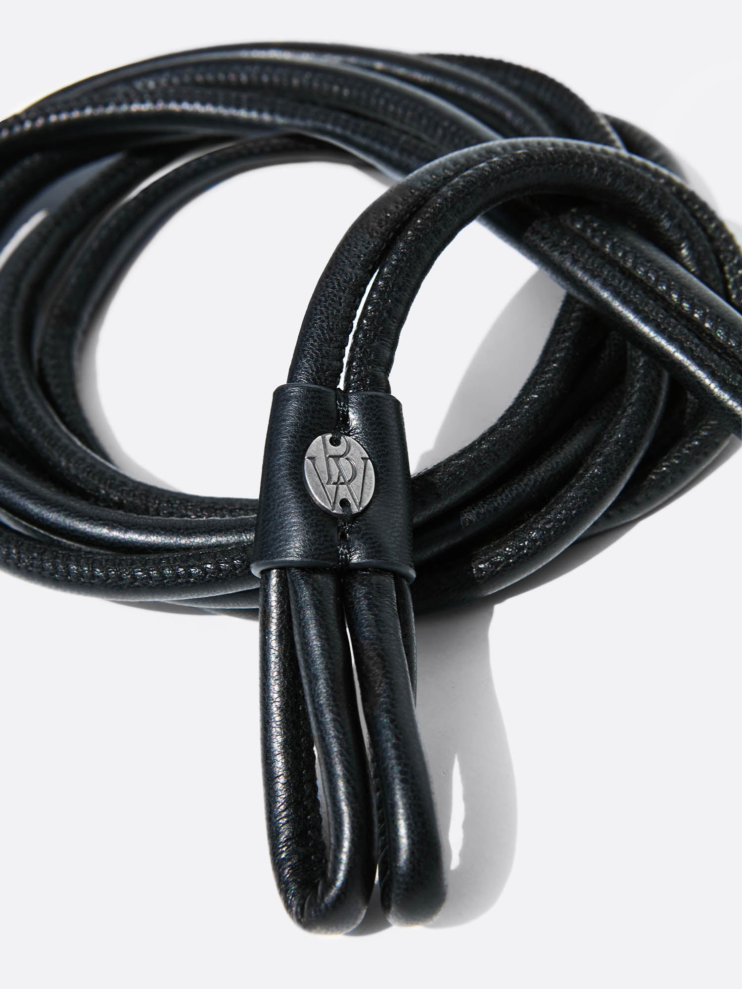 Lasso black vegan leather belt flat view 2