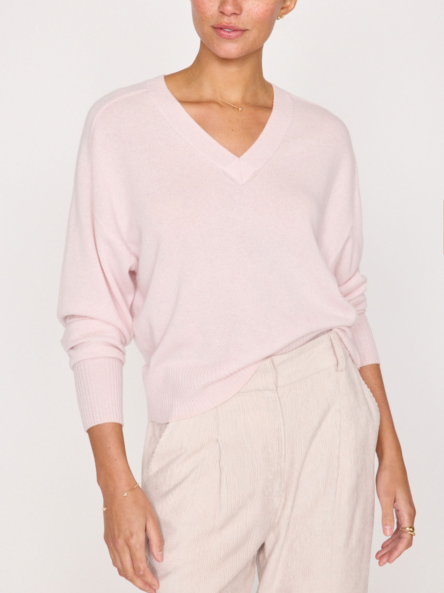 Leia V-neck pink sweater front view 2