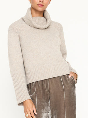 Orion cashmere-wool light grey turtleneck sweater  front view 2