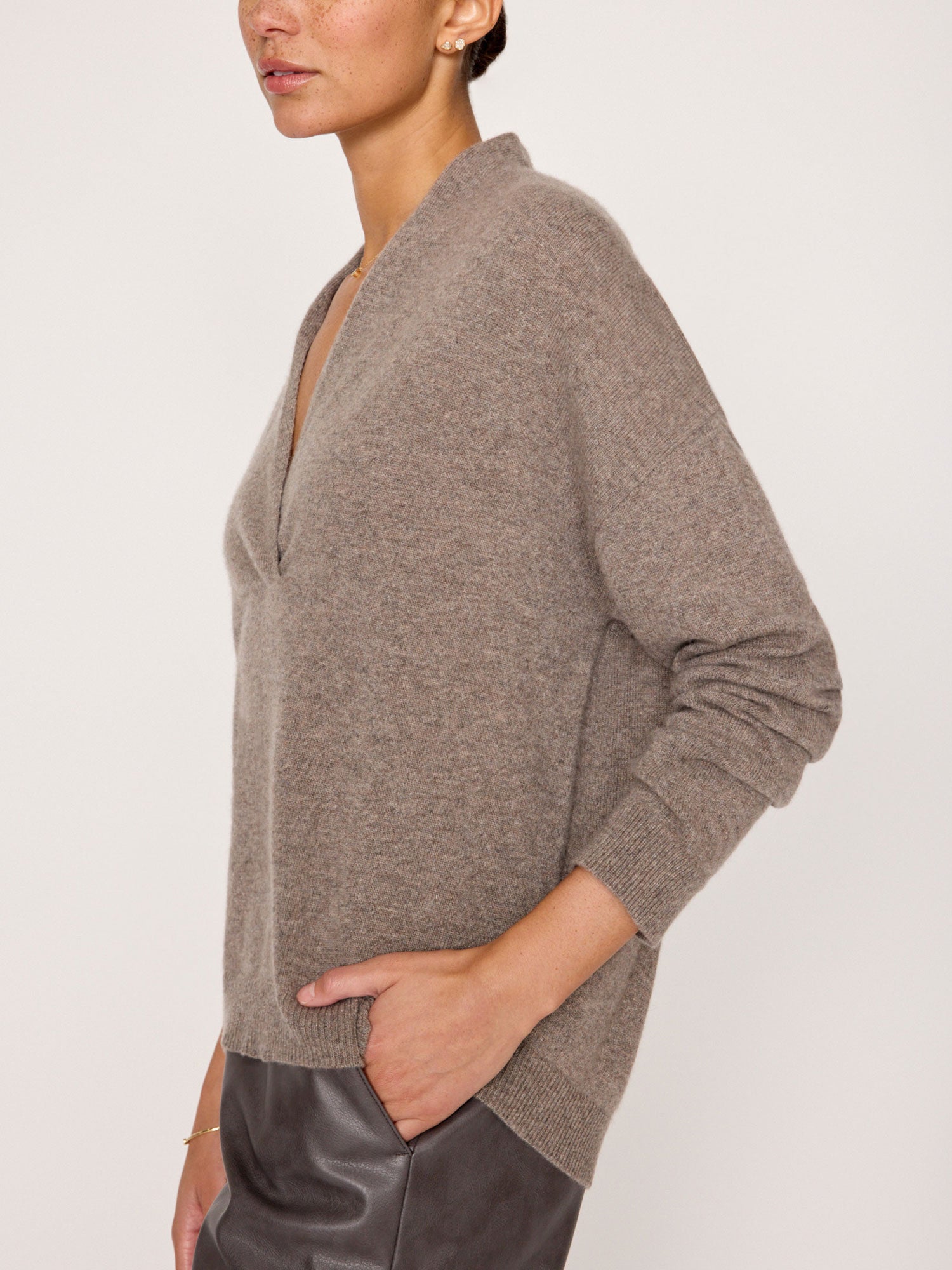 Siena V-neck pullover grey sweater side view