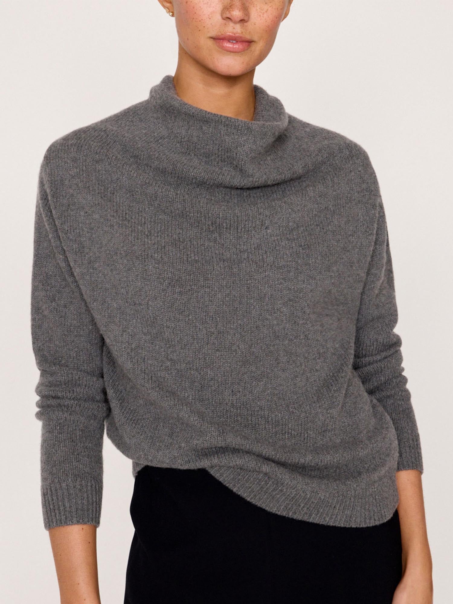 The Theo Pullover