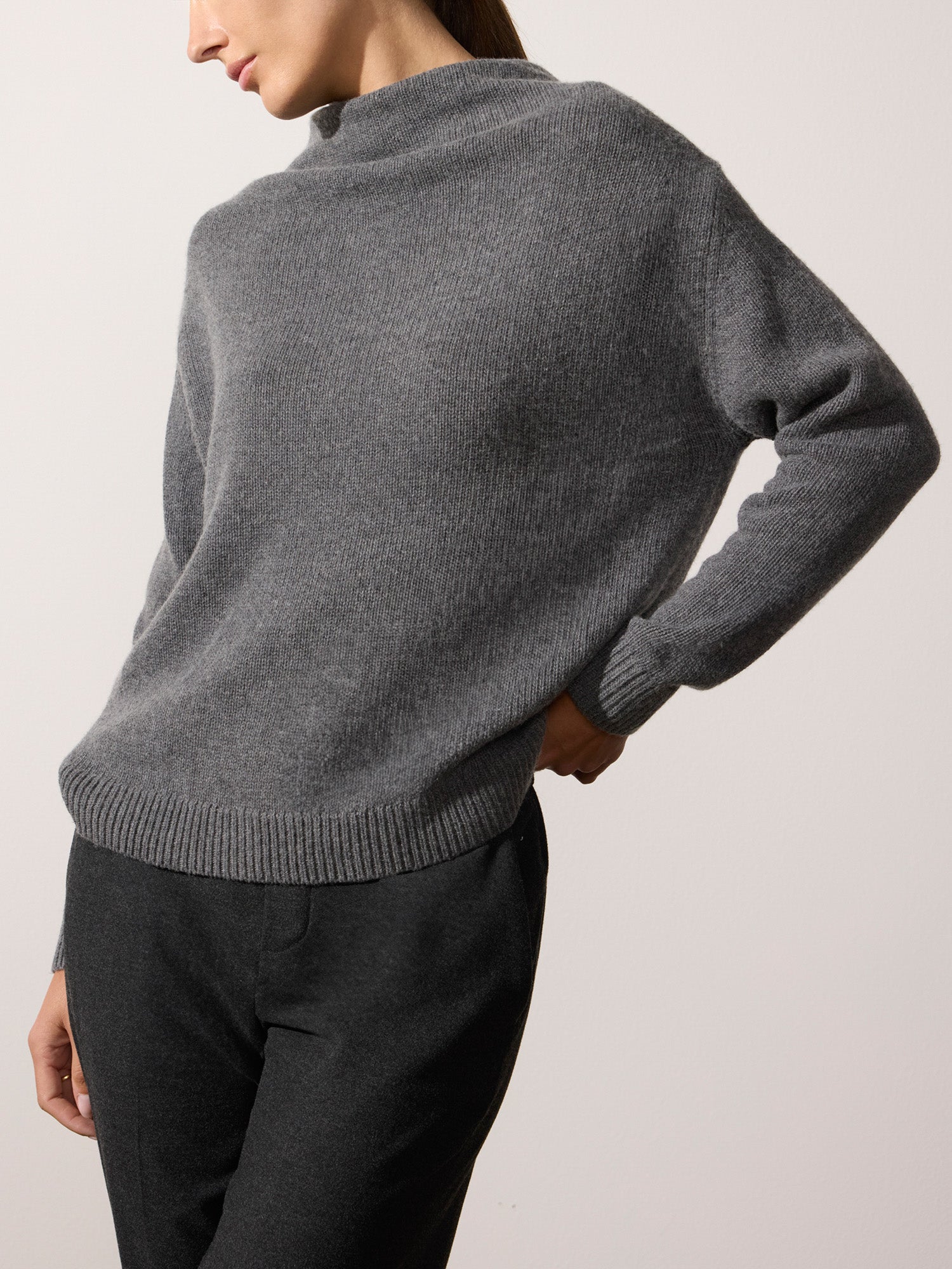 The Theo Pullover