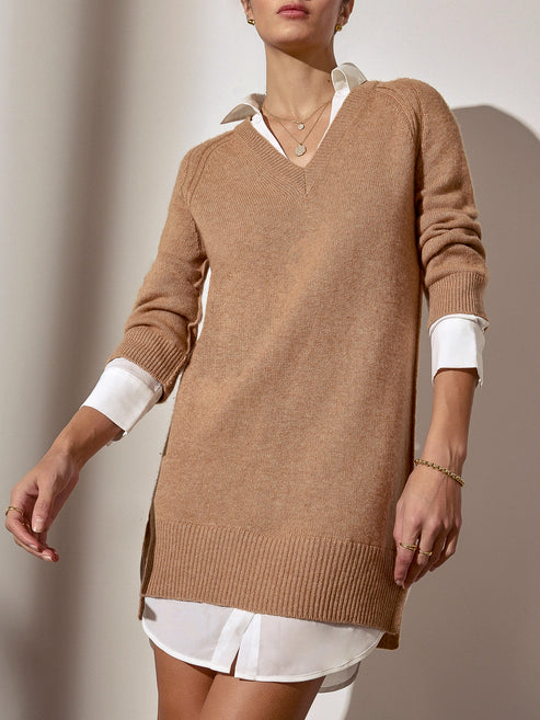 Women's V-neck Layered Pullover Sweater in Camel with White