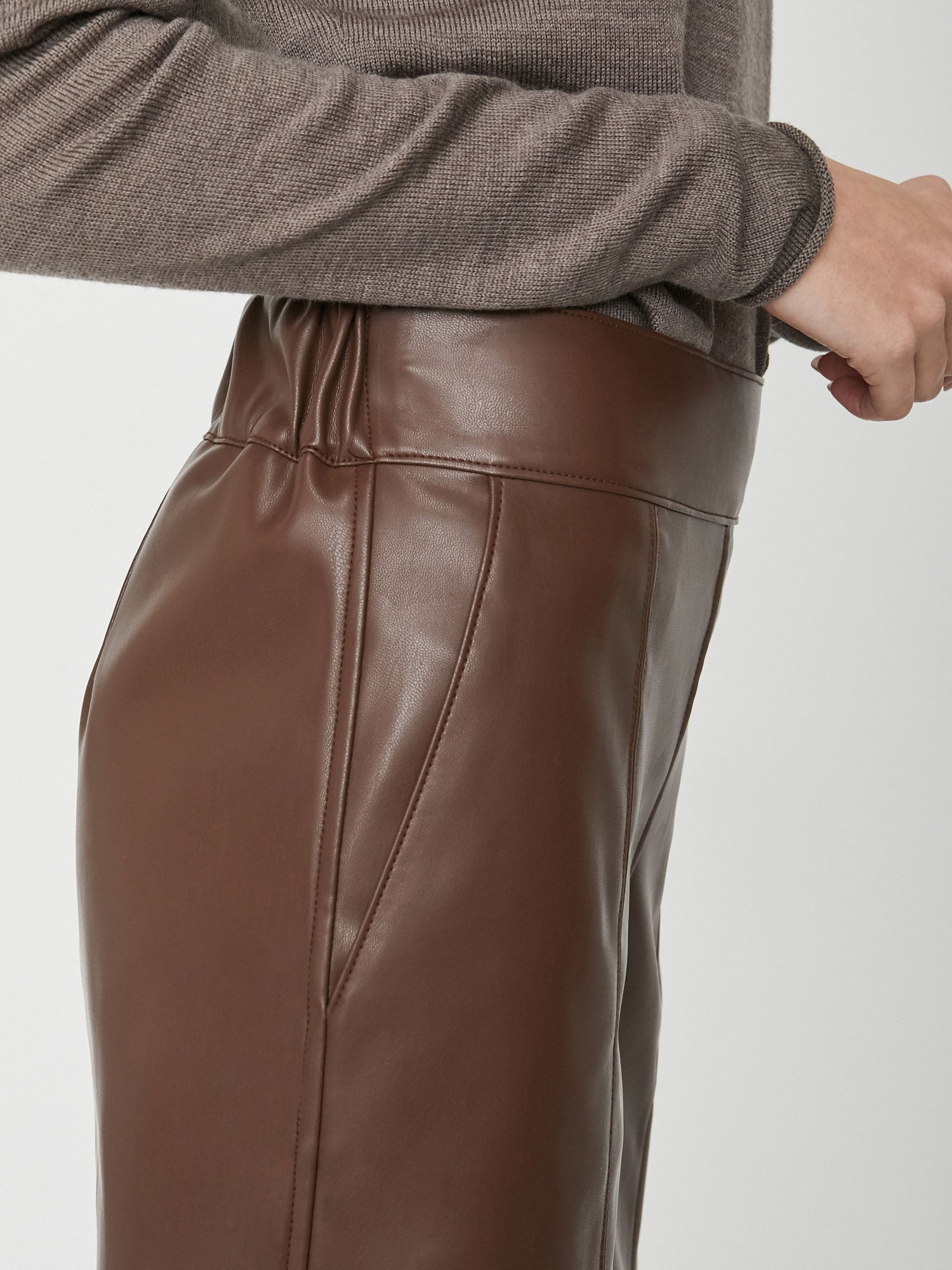 Cropped Flare Leather Leggings in Grey – Serafina