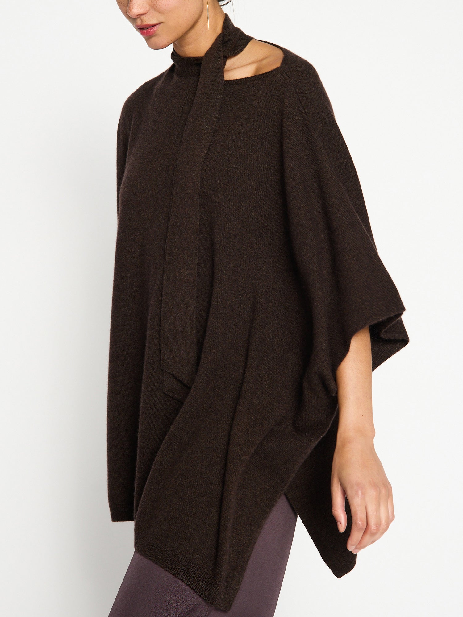 Women s Dalian Cashmere Poncho in Carob Melange