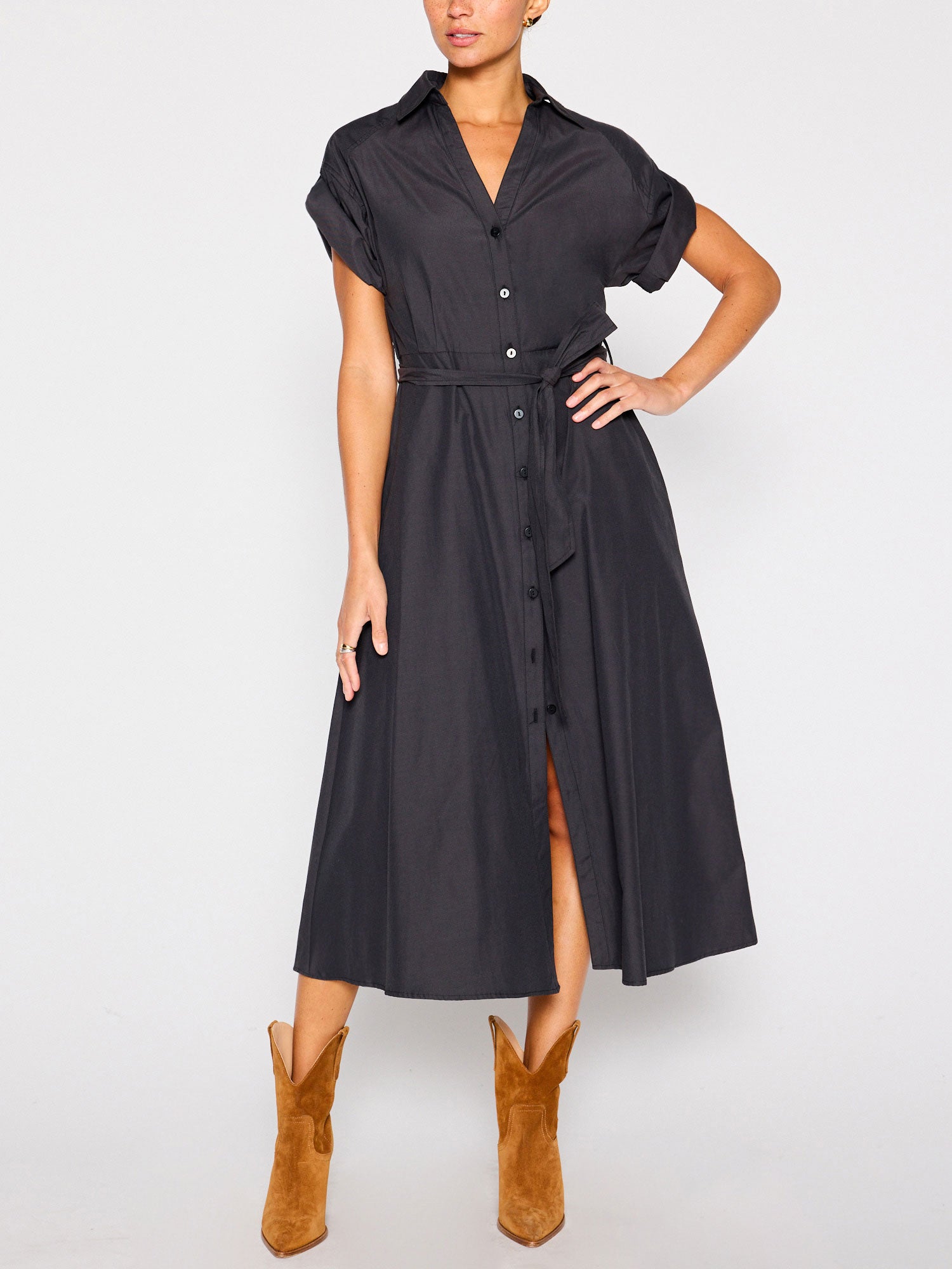 Women's Fia Belted Dress in Washed Black