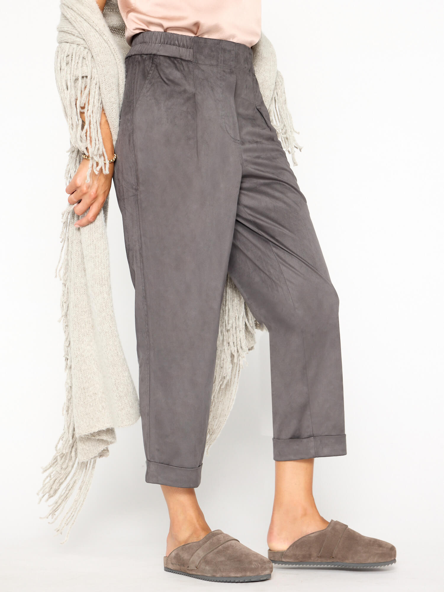 Women's Filo Vegan Suede Pant In Shadow Grey