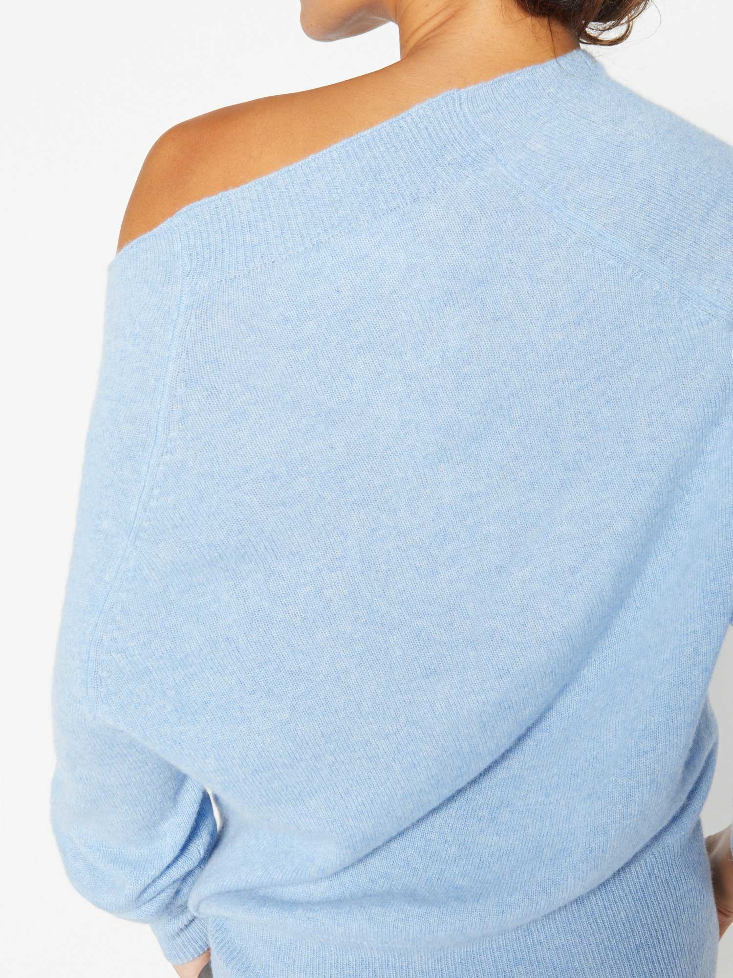 Brochu Walker Sweater in Sky Blue outlets with White Underlay Cashmere and Wool Medium